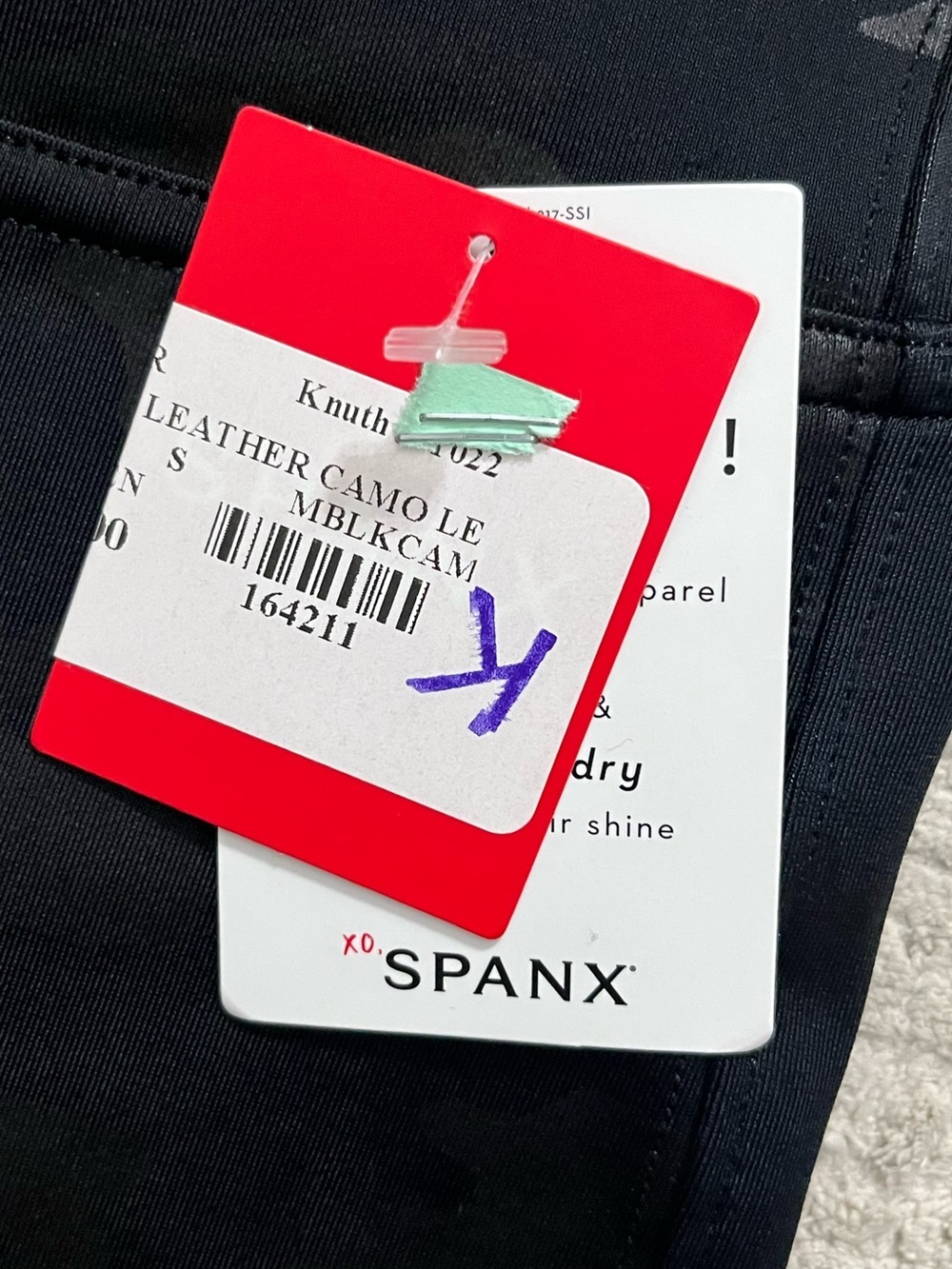 NWT SPANX Camo Faux Leather Leggings - Picture 4 of 7